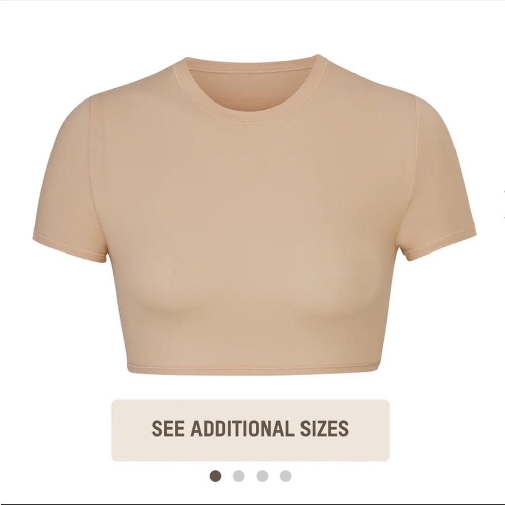 Skims Tshirt top